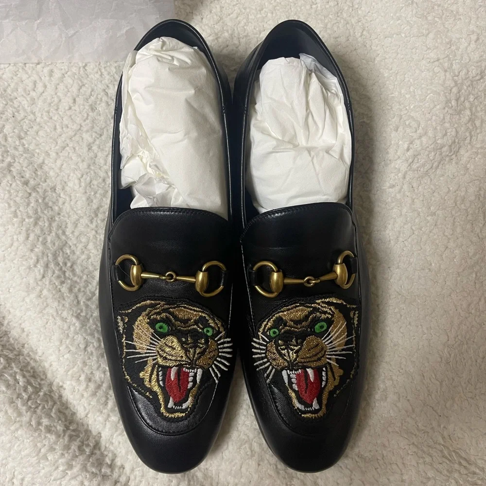 Gucci | Shoes | Gucci Mens Tiger Print Loafer | Poshmark display picture 1